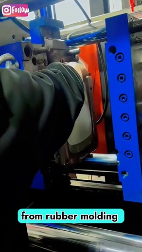 The production process of hot water bags — from rubber molding to sealing and testing for leak-proof durability... 🔥 .. #HotWaterBag #ManufacturingProcess #FactoryProduction #IndustrialProcess #RubberProducts #MadeInFactory #DailyUseItems #HowItsMade | BrainBuzz TV