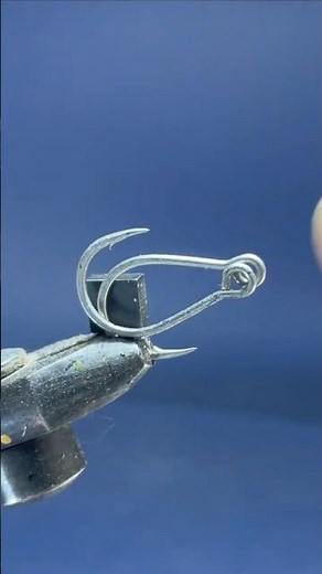 Genius trick that made me throw away all treble hooks!!! 😱#fishing #lurefishing #fishinghack #lure