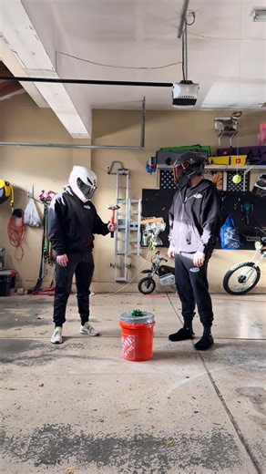 Squid Sixx on Instagram: "somehow the foot is not broken 👍"