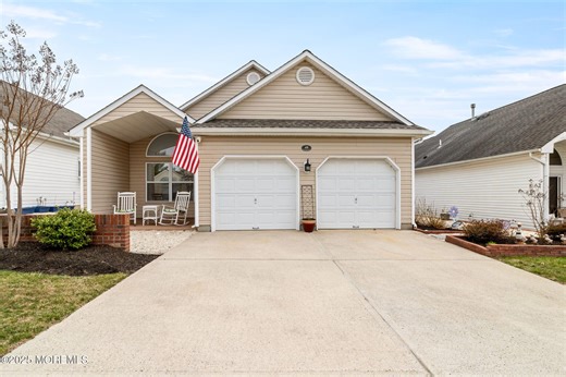 49 Lookout Dr, Manahawkin, NJ 08050 - MLS 22509313 - Coldwell Banker