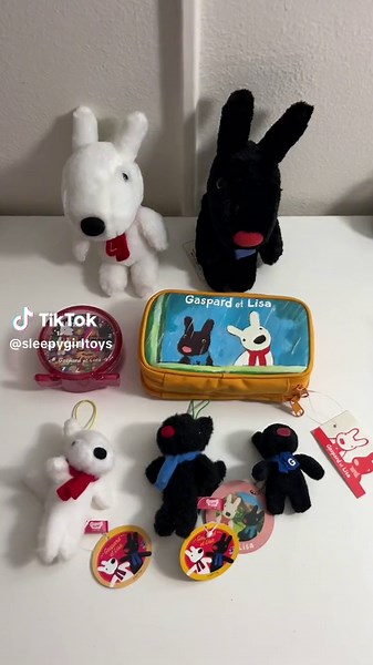 Gaspard and Lisa drop on my depop