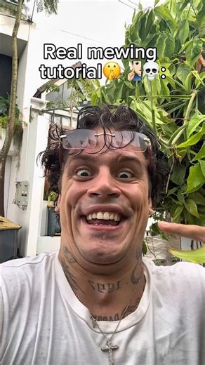 Real mewing tutorial🤫🧏🏻‍♂️💀#real #mewing #tutorial #stepbystep #guide #tips #shelove