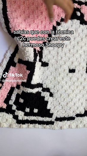 Tutorial de Snoopy en Crochet: Aprende C2C Fácilmente