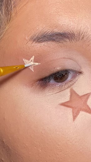 Star Under Eyes Makeup Tutorial