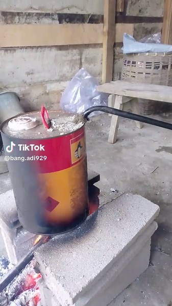 Mesin Pirolisis Plastik: Solusi Sampah Bersama Pak Bahlil