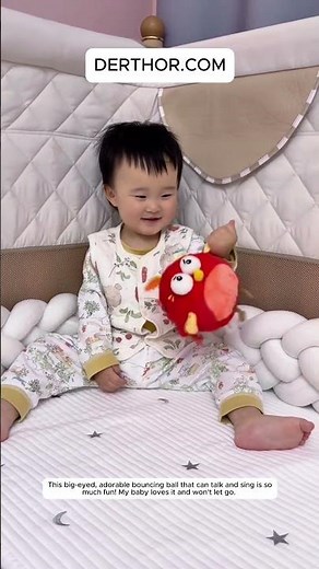 #jollybaby This big-eyed, adorable bouncing ball that can talk and sing is so much fun!