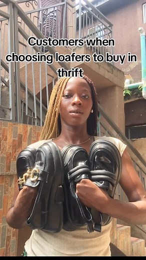 send a dm on Whatsapp to get thrifted Loafers 🤭💕 #trendingvideo #fyp #video #viral #loafers #womenshoes #fashion #fashiontok #creatorsearchinsights #fashionshoes oes