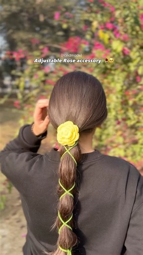 Mehak Grover | Macknack • Crochet 🧶 • Needle embroidery 🪡 on Instagram: "Order LINK is in the Bio 🤗💕 (Crochet , rose , handmade rose , rose appliqué, hair accessory , handmade , hairstyle ,follow for more , gift , gift ideas , explore , explore page , trending , parandi , valentines day , delhi , mumbai , pune , chennai , kolkata , bangalore , hyderabad , noida , faridabad , surat , ahemdabad , jaipur , crochet ideas , small business) #crochet #hairstyles #hairaccessory #valentinesday #explo