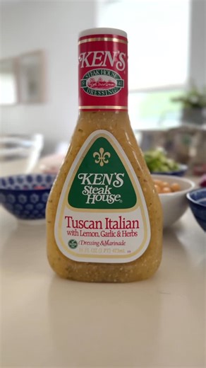 ☻ Sam ☻ on Instagram: "My quick & easy go-to meal: 🥗 Pasta salad with Ken’s Tuscan Italian dressing. It’s my favorite way to get my veggies, protein, & fiber all in! 😋 #KensPartner #whatieatinaday #easyrecipe"