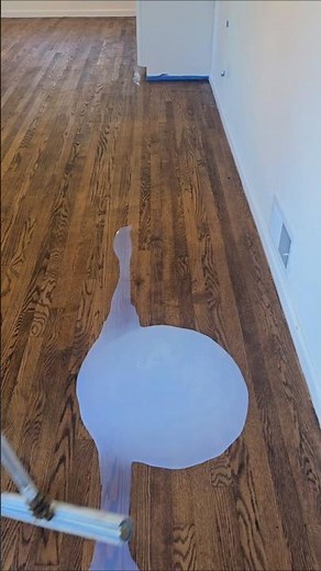 aplicando bona mega en piso de madera #diy #woodworking #tips #wood #diy #home #satisfying #tips