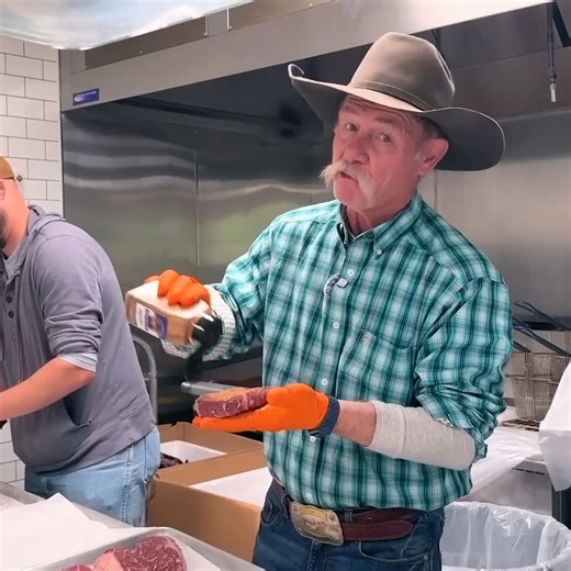 Mountain Man Breakfast | Cooking for the Army in Alaska | Kent Rollins