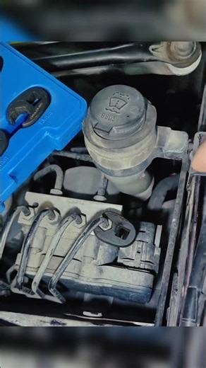 Crowfoot Wrench Trick | Tight Spaces? No Problem! #tools #tricks
