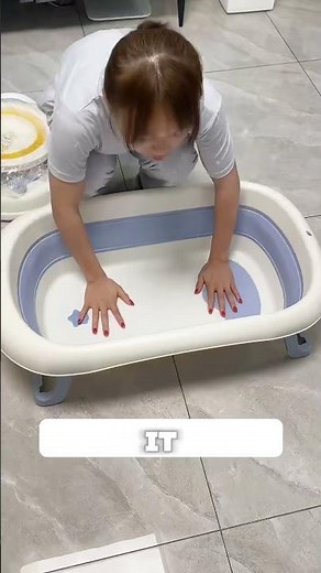 When choosing a bathtub for your baby, you must choose one with a bath rack.