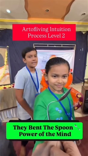 Shreya Chugh on Instagram: "They bent the spoon with the power of the mind @artofliving intuition process ! #solapur #maharashtra #ip2 #artofliving #shreyaoninsta"