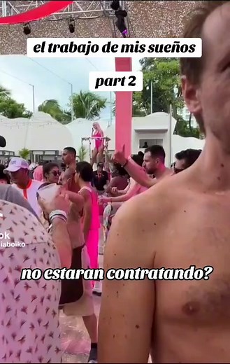 Outdoor Party Gatherings: Fun in Tropical Settings