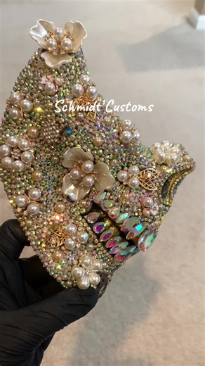 Royal Gears Pearl Skull Mask: A Cosplay Essential