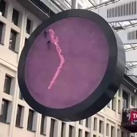 Creative clock installation by Dutch designer Maarten Baas.