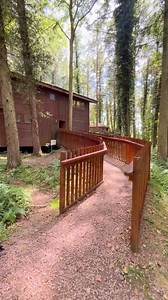 Take a 30-second tour of our Golden Oak Treehouse in the Forest of Dean 🌳 With space for up to 10 guests, these spacious cabins are ideal for families or groups of friends looking for a peaceful forest getaway. Explore our cabins: forestholidays.co.uk/cabins | Forest Holidays