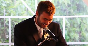 Best brother makes wedding guests laugh nonstop with funny toast