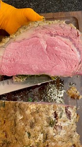 Horseradish crusted prime rib! Full recipe below! 🐮 #primerib #primeribdinner #holidaycooking #horseradish #thisjewcanque | This Jew Can Que