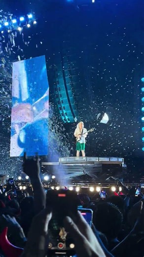 Angus Young solo - AC/DC EN ARGENTINA - 27/03/2026