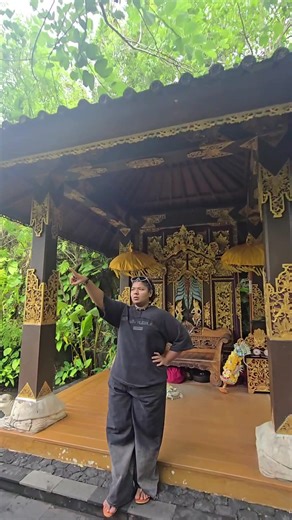 GWK Bali – A Must-Visit Cultural Icon You Can’t Miss 🇮🇩✨ Garuda Wisnu Kencana (GWK) is one of the most iconic and breathtaking places in Bali. From the massive Lord Vishnu statue to traditional dance shows, cultural performances, and stunning panoramic views — every corner feels powerful and magical. If you’re visiting Bali, GWK is not just a place to see… it’s a place to experience Bali’s true spirit, culture, and heritage. #GWK #GarudaWisnuKencana #BaliMustVisit #ExploreBali #BaliTrip