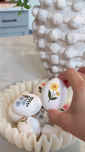 Look at this beautiful spring / easter decor idea 💡 🌸