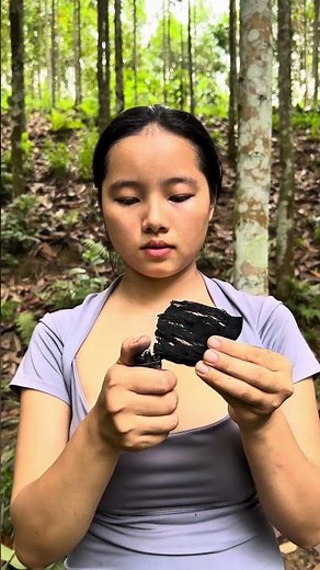 Great tips to turn old jeans into handy fire starters #survival #campping #lifehacks