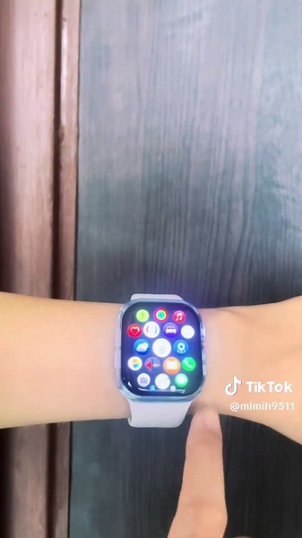 Infinite Watch 11 Pro: Smartwatch with WhatsApp Reply