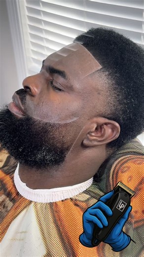 The razor is icing on the 🧁 🔥💈book with me @thecutapp #pauldingcounty #dallasgeorgia #hiramgeorgia #actworthgeorgia #thecutfam foryoupage @babylissprobarber fyp viral explore views asmr @stylecraftpro | La'Quize LP Powell