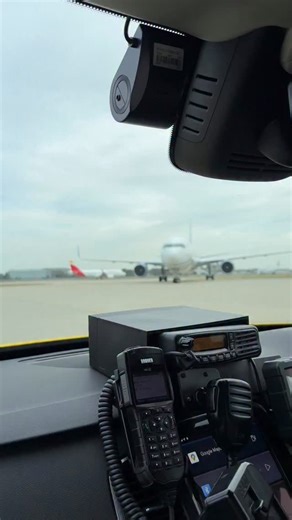 United UA146 New York EWR arriving at Heathrow Airport 7th August 2025. I filmed this on my tour of Heathrow ##aviation #heathrow @united | Evie Aviation