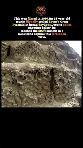 🏜️ The Illegal Climb to the Top of the Great Pyramid#trending #shortsfeed#giza #explore