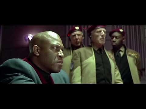 LE CINQUIEME ELEMENT ( Bande Annonce revisitée )