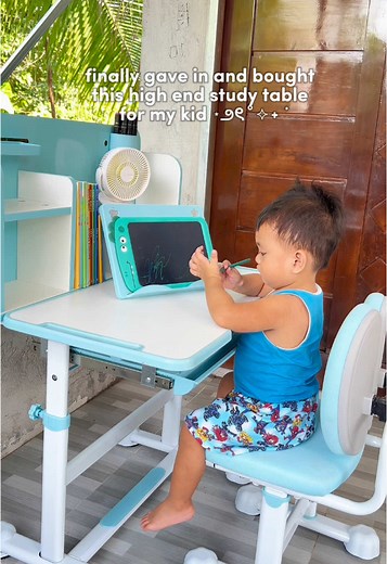 finally gave in and bought this high end study table for my kid 🤩✨ #sweekids #sweekidsstudytable #sweekidshighendstudytable #highendstudytable #studytableforkids #childrenstudytable #multifunctionalstudytable