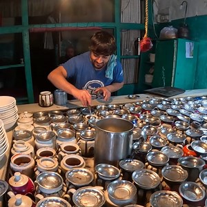 Traditional Afghani Dish Chinaki | د افغانستان مشهور چینکي #Chinaki #StreetFood #TraditoanlFood #Breakfast #AfghaniDish #Afghanistan #YounasSadat | Younas Sadat - یونس سادات