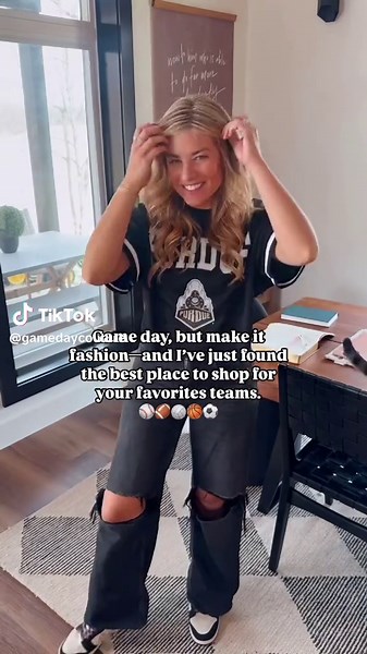 Women's Gameday Couture: Elevate Your Game Day Style