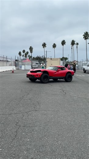 Did you know the first-gen Dodge Viper actually had blinker fluid? Well—sort of. Early cars used headlamp assemblies that contained real liquid-filled bubble levels, visible through the lens, to help align the lights. Long story short, Chrysler borrowed the lamps from the BMW Z1 parts bin, and the little fluid tubes were just leftover hardware from that design. Instead of retooling an all-new housing, Dodge left them in—saving time and money. 🚗: @superfastmatt | The Drive