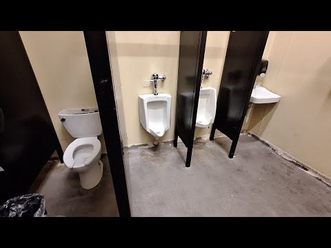 Food Town Men's Restroom Ft. ‪@vintagetoiletstexas2443‬ ‪@norplumbing‬ and ‪@ToiletProductions97‬