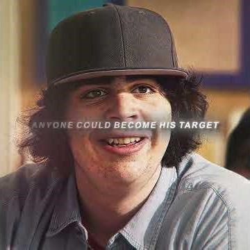 The Most Awkward ‘I’m New’ Classroom Moment 😂