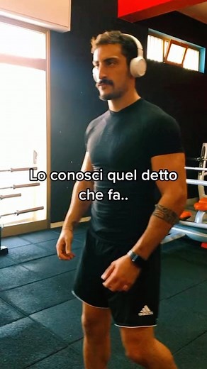 Gianluca Mollo on Instagram: "🏋🏻🏃🏻💪🏻 #gym #motivation #fitness #sport #muscles #passione #gymlife #gymmotivation #fitnesslife #training #allenamento #gianlucamollo #workhard #lavoro #lifestyle"