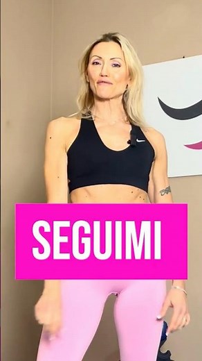 🔥 GAMBE E GLUTEI CON ELASTICO | ALLENAMENTO A CASA EFFICACE