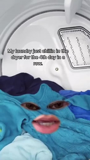 GIRLS just a reminder to go get your laundry out of the dryer 🤣🤣🤣 did you do it yet? @jessica_king1 #fyp #foryou #funny #relatable #girls #teen