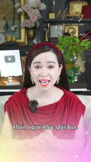 You have to know how to pretend to be a little naive when you're born. #tiensihoahauminhlady #min...