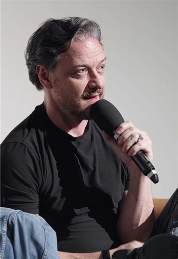 Raise your hand if you love Scottish accents! 🙋🏻‍♀️🏴󠁧󠁢󠁳󠁣󠁴󠁿 Watch his full #ZFFMasters on YouTube or listen to it as podcast via link in bio. #jamesmcavoy #zff2025
