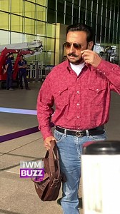 Gulshan Grover flying from Mumbai, spotted at Airport Follow us on IWMBuzz #GulshanGrover Gulshan Grover #actor #badman #villain #iwmbuzz | IWMBuzz