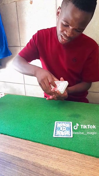 How magicians find a selected card revealed. #magicrevealed #magicians #tiktokmagician #lesibamagic