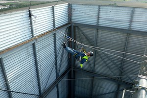 Comment poser un filet anti pigeon ?