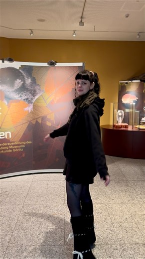 Naturmuseum Dortmund on Instagram: "Unsere Sonderausstellung könnt ihr kostenlos besuchen, z. B. wenn ihr unter 18 seid, eine @ruhr_topcard oder den Dortmund-Karte habt. 💸 Ermäßigten Eintritt (2 €) erhalten Schüler*innen, Studierende & Auszubildende ab 18, Rentner*innen, Freiwilligendienste und Menschen mit Schwerbehindertenausweis. Alle anderen zahlen 4 €. ✨ Mehr Infos findet ihr auf unserer Website oder direkt an unserer Kasse. PS: Der Eintritt in das Museum und die Dauerausstellung sind weit