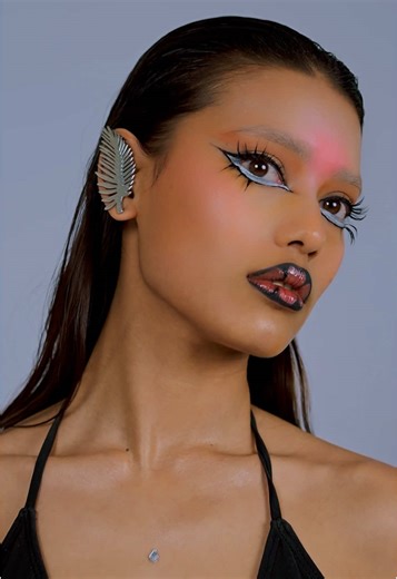 Alien-Inspired Drag Makeup Look Tutorial