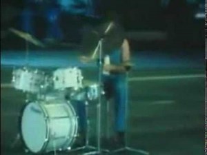 Nazareth-1975-Love Hurts (Norway Airport).